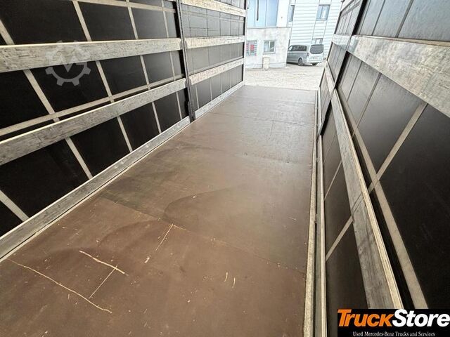 LKW mit Pritsche & Plane  Atego 1330LL CURTAINSIDER Curtainsider