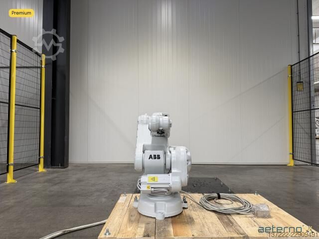 Überholter Roboter mit 1 Jahr Garantie ABB IRB140T-6/0.8