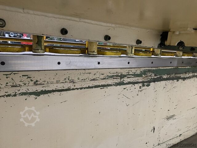 Hydraulische Schere SAGITA BEYELER 3100 x 4