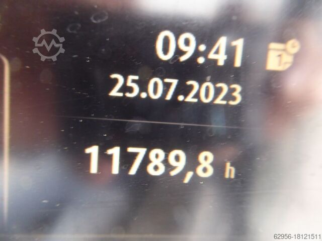 Electric 4-wheel forklift Linde E25H 01/600