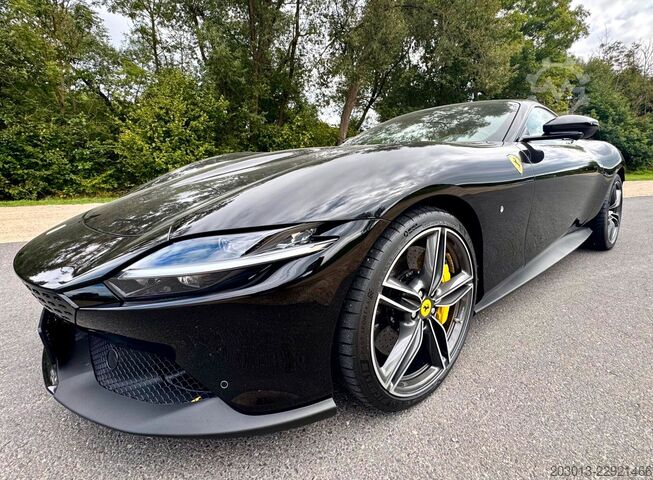 Van FERRARI Roma Coupe Schwarz