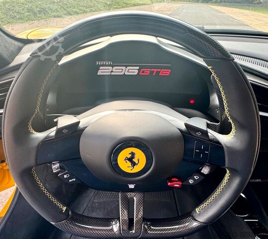 Van FERRARI Ferrari 296 GTB |Carbon | Racing Seats | Lift