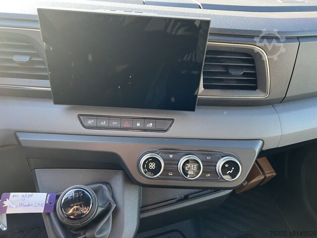 Delivery van Renault MASTER L3H2 170 PK NIEUW MODEL / AIRCO / MULTIM...