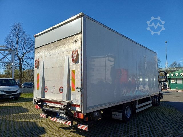 Box truck IVECO EUROCARGO ML100E22/P