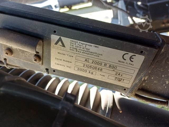 Box truck IVECO EUROCARGO ML100E22/P