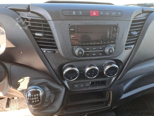 Box van IVECO DAILY 35S16 - 4100