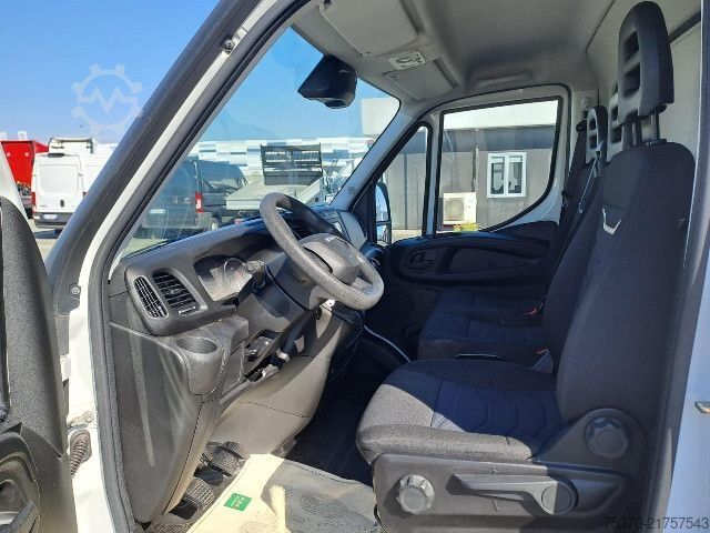 Box van IVECO DAILY 35S16 - 4100
