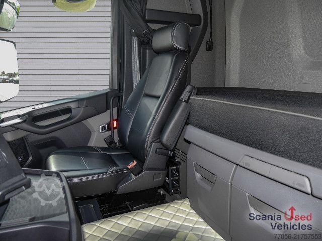 Standard tractor unit Scania R 560 A4x2NB - ADR / Voll-Luft / 4-Balg -