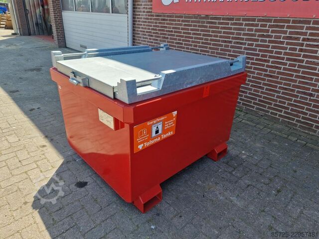 Fuel tanker  IBC Diesel tank