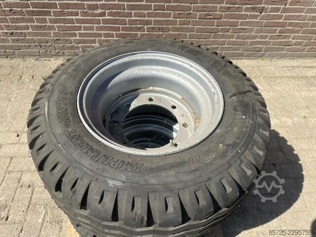 Wheel with tyre  2 Banden 15/55/17  18 PLY - Nieuw
