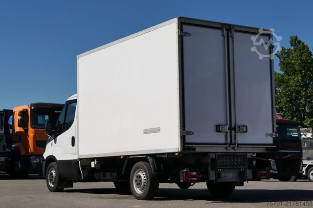 Refrigerator body van IVECO Daily 35-130 Hi Matic Kühlkoffer Carrier Bi-Temp
