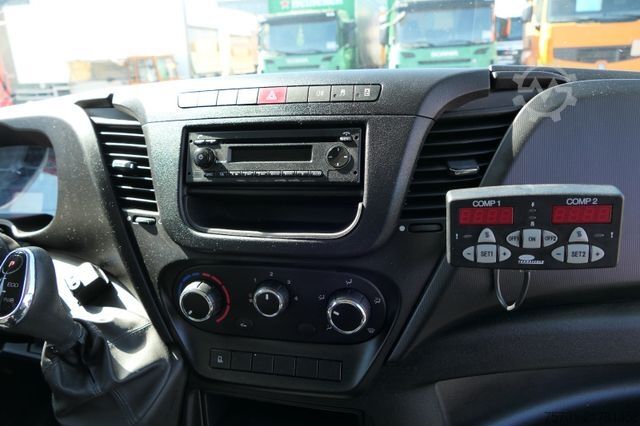 Refrigerator body van IVECO Daily 35-130 Hi Matic Kühlkoffer Carrier Bi-Temp