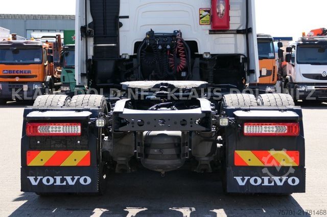 Standard tractor unit VOLVO FH 500 Globetrotter XL-Tank Navi Euro 6