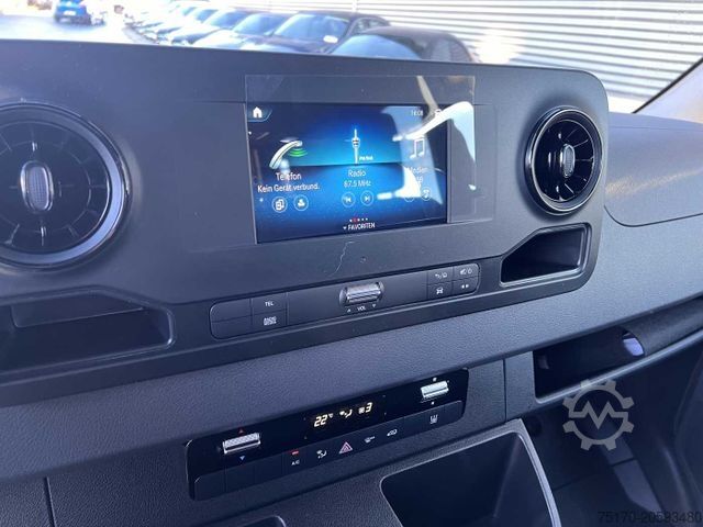 Curtain sider van MERCEDES-BENZ Sprinter 317 CDI DoKa 4325 Klima MBUX Stdheiz