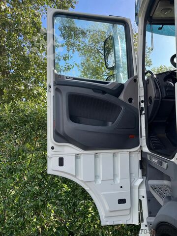 Standard-SZM DAF XF 450 FT