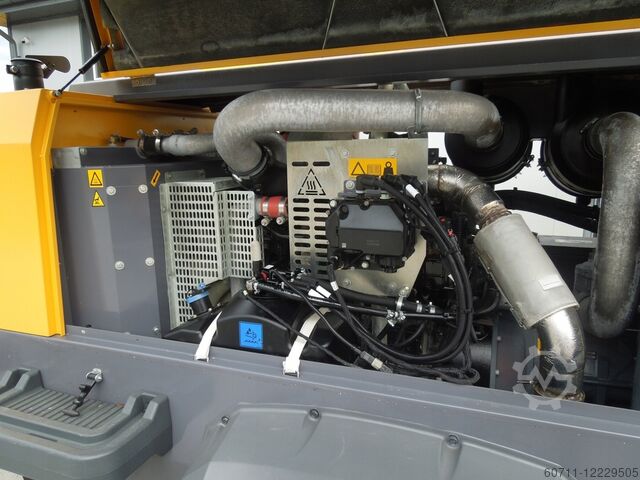 Mobiler Kompressor Atlas Copco XAVS186 ST4