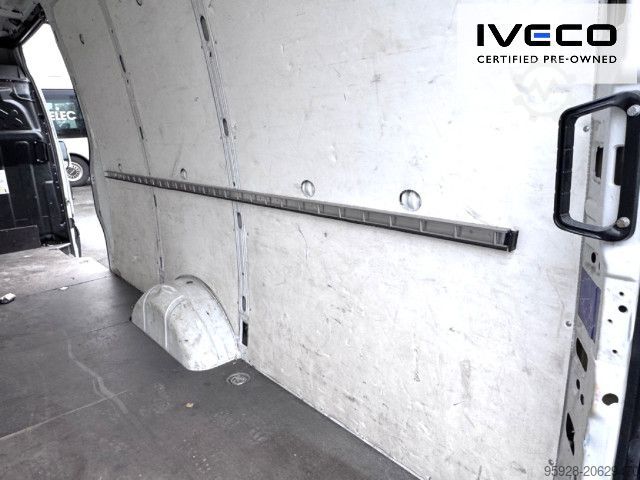 Panel van IVECO 35S14HA8 V/P, LED, Fahrersitz gefedert