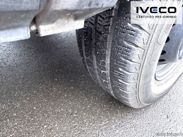 Panel van IVECO 35S14HA8 V/P, LED, Fahrersitz gefedert