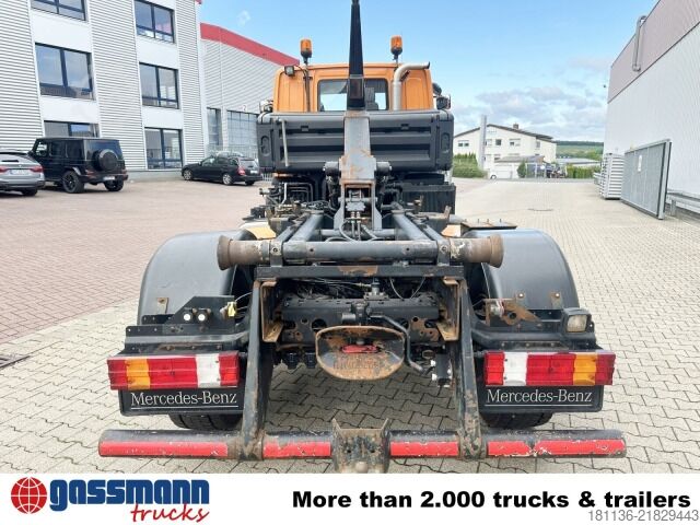 Special purpose truck Unimog U 20 4x4, City-Abroller, Zapfwelle,
