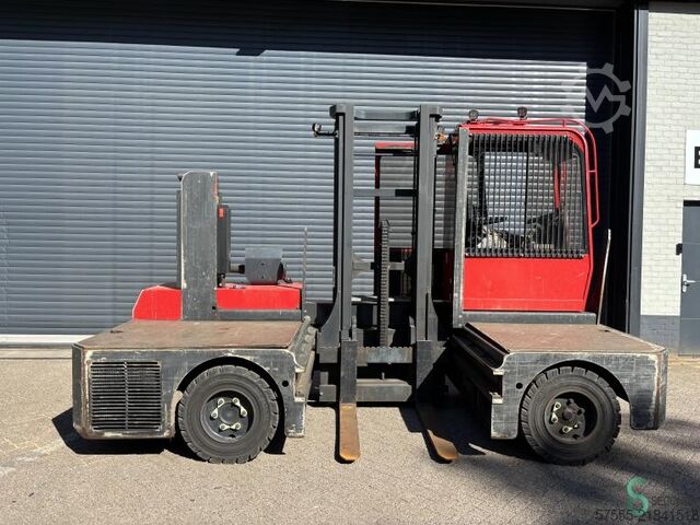 Side-loader forklift Valmar 