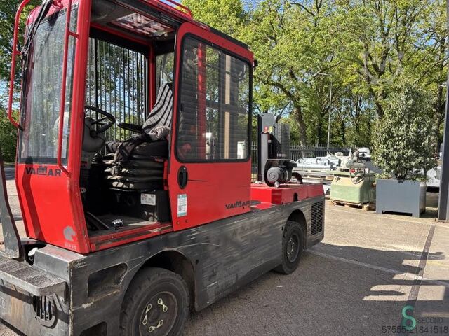 Side-loader forklift Valmar 