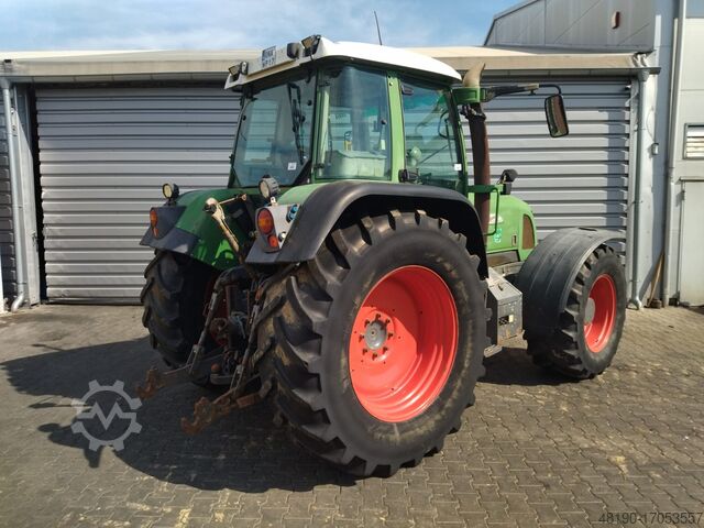 Tractor Fendt 716