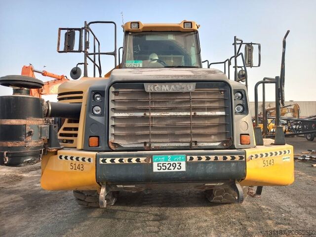Dumper Komatsu HM400-3R (4 pcs available in Abu Dhabi)