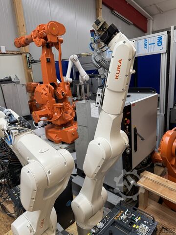 Industrial robot KUKA KR10 R1100-2 / SEL KRC4 (82 + 135 Std.)