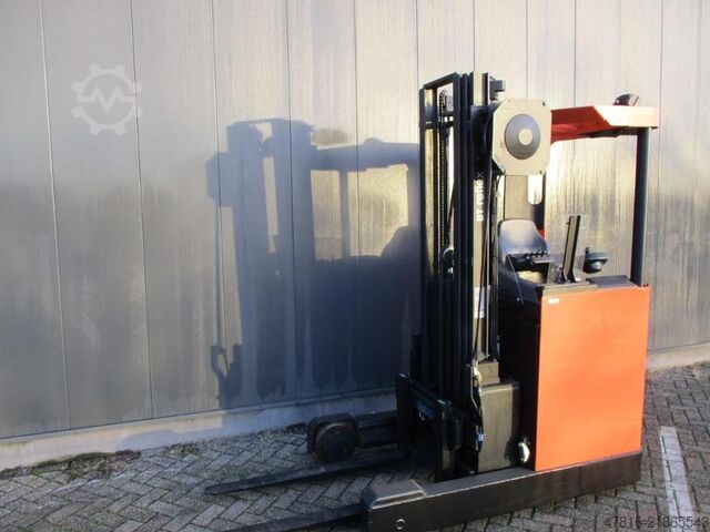 Reach truck BT RRE120M