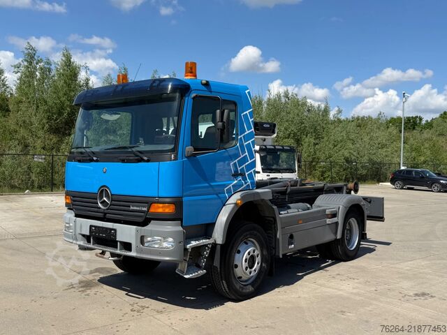 Hook arm system Mercedes-Benz ATEGO 1317 4X4 HAAKSYSTEEM