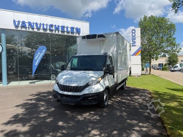 Light truck with freezer and cooling compartment Iveco Daily 35