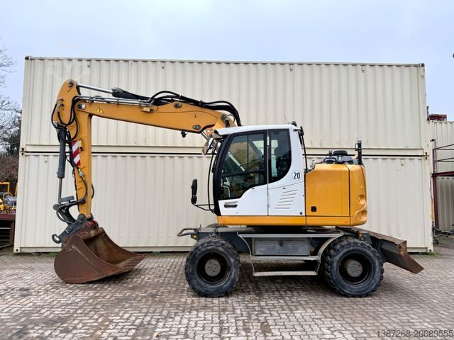 Mobilbagger LIEBHERR A914 Compact / 2017 BJ / 9.979 H / OilQuick