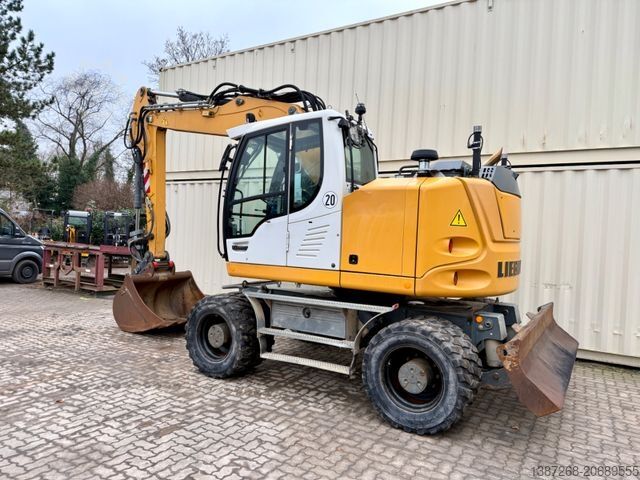 Mobilbagger LIEBHERR A914 Compact / 2017 BJ / 9.979 H / OilQuick