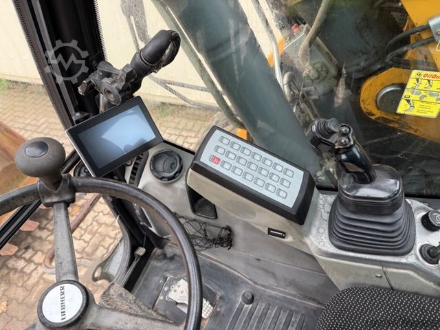 Mobilbagger LIEBHERR A914 Compact / 2017 BJ / 9.979 H / OilQuick