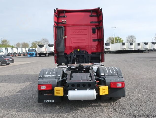 Standard tractor unit Iveco S-Way AS 440 S 46 Intarder PTO Standklima