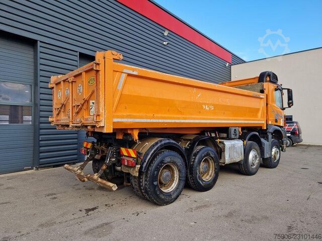 Tipper truck Mercedes-Benz Arocs