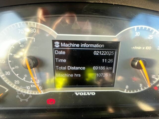 Muldenfahrzeug Volvo A 30 G (Under Preparation)