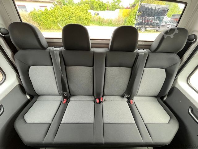 Pick-up van VW CRAFTER PRITSCHE DoKa AHK NAVI KLIMA KAMERA