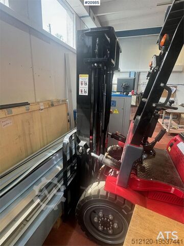 Forklift  CPD- 35 Counterbalance Truck