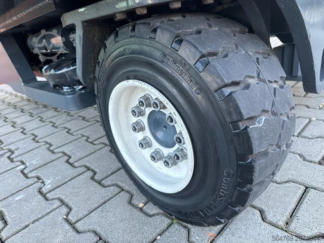 Vierwege-Gabelstapler Combilift C4000/ 2021 year / 1708 hours !!!!