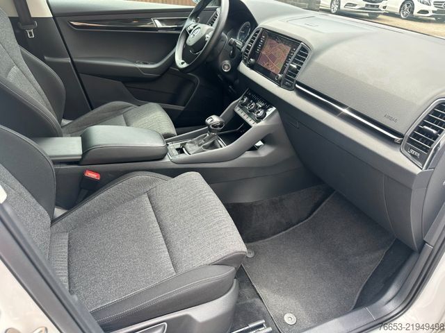 Pick-up SKODA Karoq 85kW DSG STYLE * Klimaaut. * Navi *