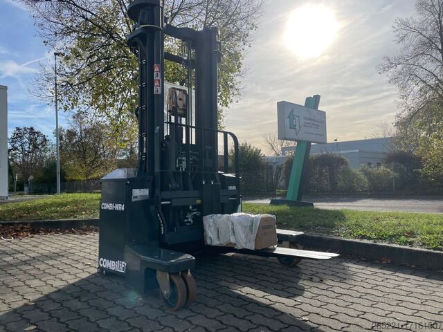 High Lift stacker Combilift WR4 4-Wege Deichselstapler