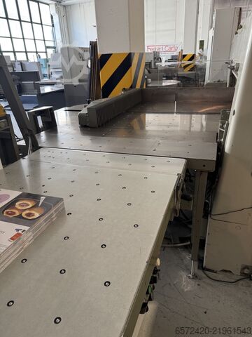 FER_3015 POLAR 137 EMC AUTOTRIM Polar 137 EMC