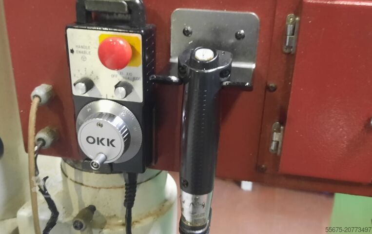 5-Achsen-Bearbeitungszentrum vertikal OKK VP600 -5AX