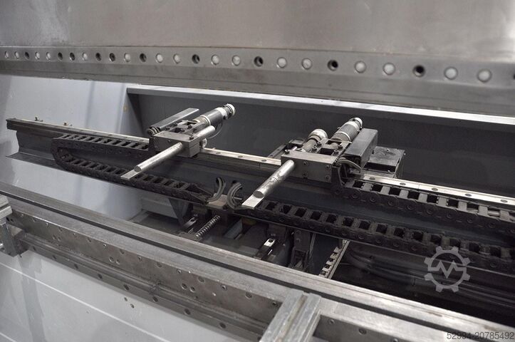 Hydraulische Abkantpressen Safan CNCL-K 80 ton x 3100 mm CNC