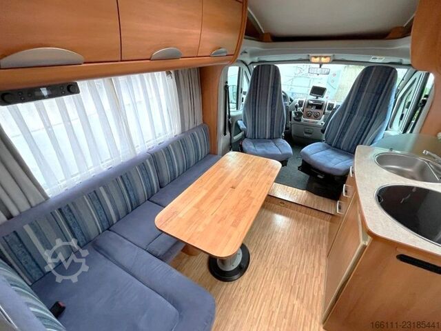 Teilintegriertes Wohnmobil HYMER/ERIBA T 578 SL - Festbett - Sat/TV - Solar - 2 x Klima