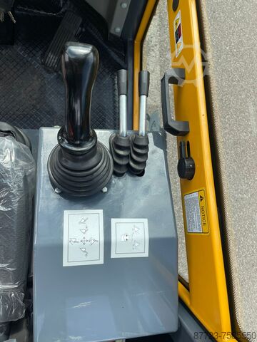 Radlader Knicklader Minilader Minischauf Gunter machine GG010