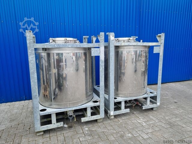 Stainless steel containers / transport containers  10710