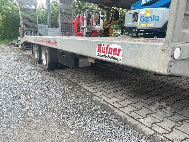 Low Bed Semi-trailer Blomenröhr 674/11900