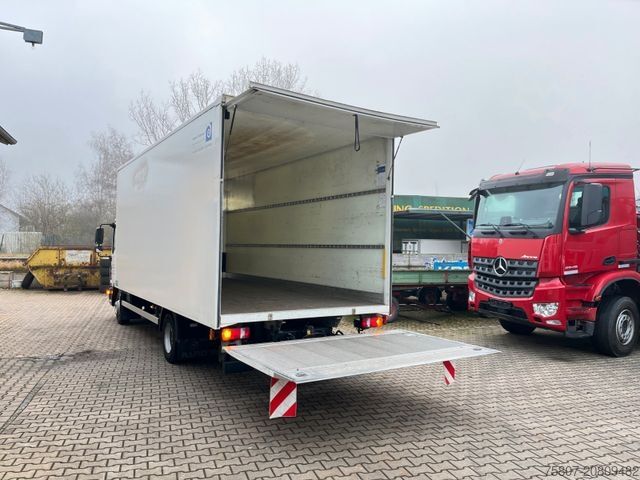 Transporter mit Koffer MAN TGL 8.180 BL 2xAHK Koffer LBW erst 78 tsd km